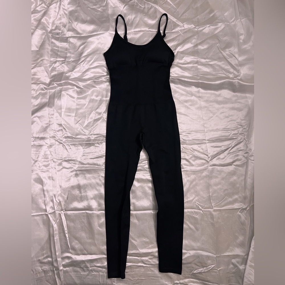 Black body suit